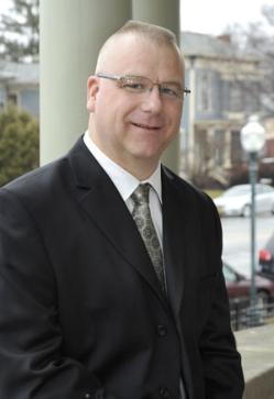 headshot of Brian Zeidner